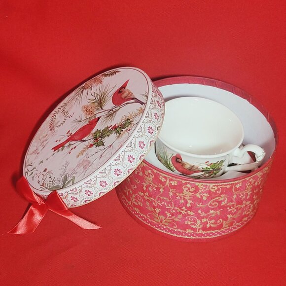 Summer River Cardinal Teacup with Saucer in Gift Box - Picture 6 of 12